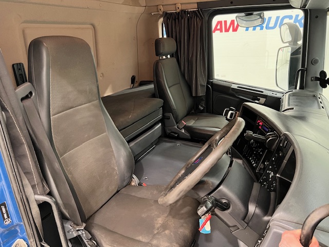 Scania G440 6×2 10 Tyre Sleeper Cab Curtainsider