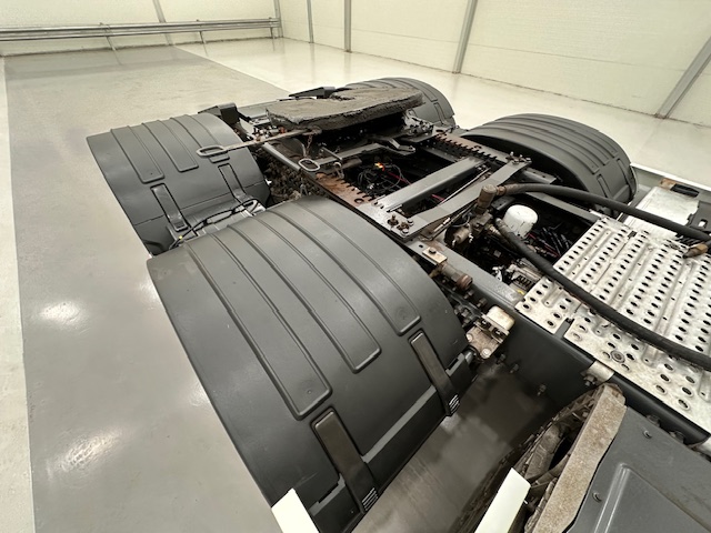 Volvo FH 500 6×2 Midlift Tractor Unit PTO