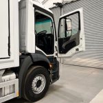 Mercedes Antos 2540 6×2 Rear Lift Day Cab Fridge Box - thumbnail