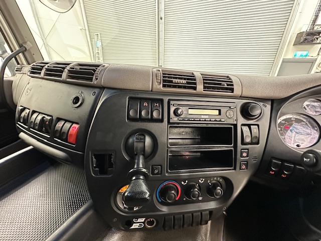 DAF CF85 460 6×2 Midlift Tractor Unit