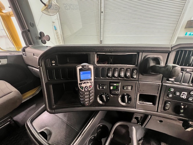 Scania R480 6×2 Midlift Topline Tractor Unit