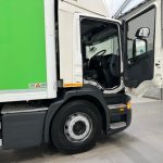 Scania P280 6×2 Rear Lift Day Cab Fridge Box Manual - thumbnail