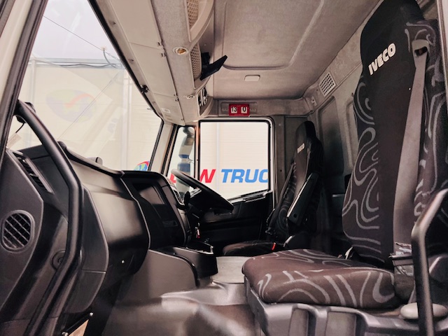 Iveco Stralis 310 AT 6×2 Fridge Box