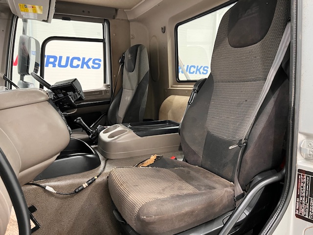 DAF CF85 410 8×4 Day Cab Hookloader Manual