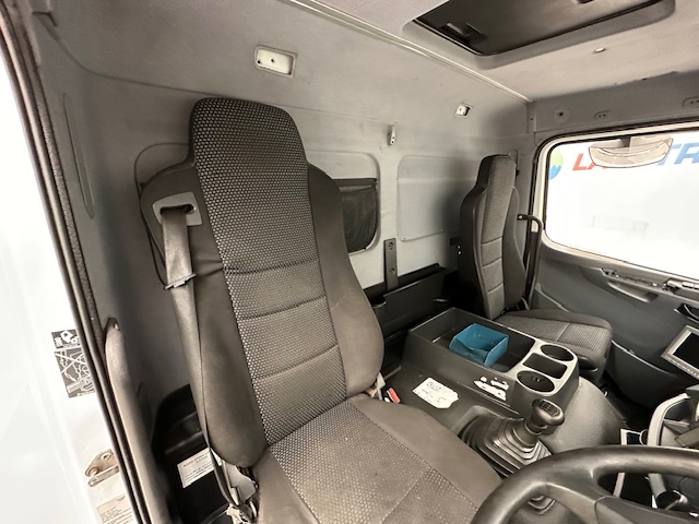 Mercedes Axor 1824 Day Cab Box Van