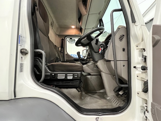DAF LF 230 Dropside Scaffolding Truck Manual