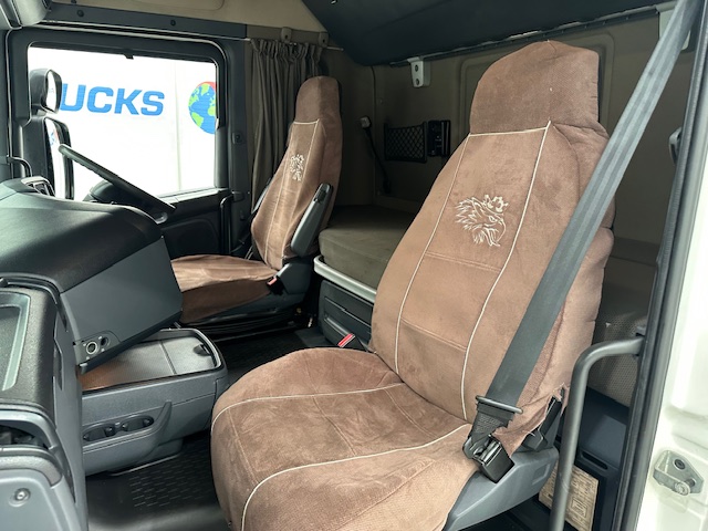 Scania R450 6×2 Rear Lift Highline Tractor Unit PTO