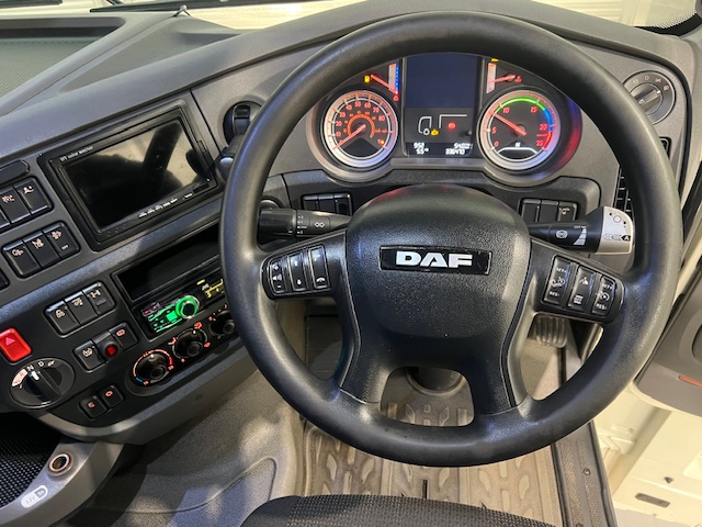 DAF XF 510 6×2 Midlift Tractor Unit