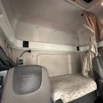DAF CF 310 Sleeper Cab Curtainsider - thumbnail