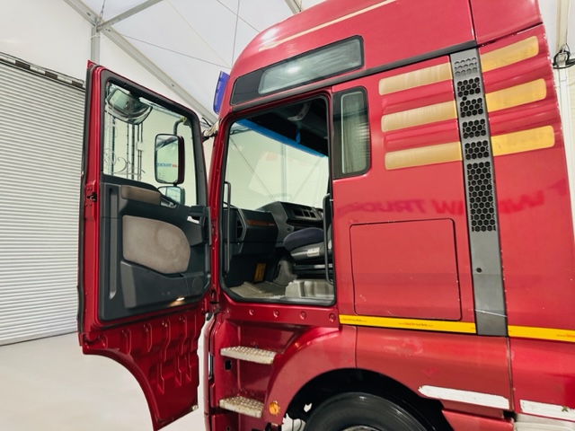 MAN TGA 18.480 XXL 4×2 Tractor Unit
