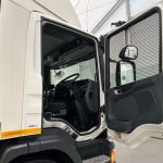 Scania P280 6×2 Rear Lift Day Cab Fridge Box Manual - thumbnail