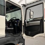 MAN TGM 18.250 4×2 Sleeper Cab Curtainsider - thumbnail