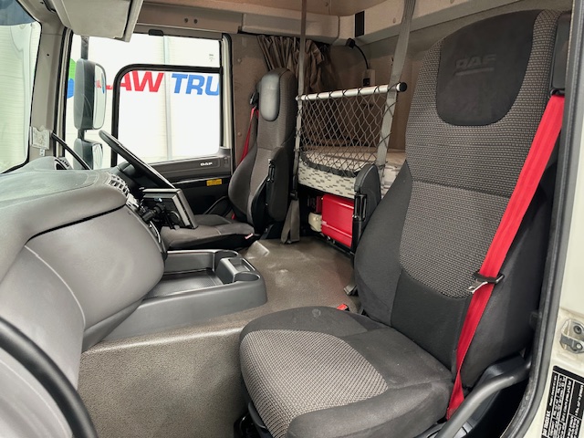 DAF CF 440 6×2 Sleeper Cab Dropside Drawbar Spec