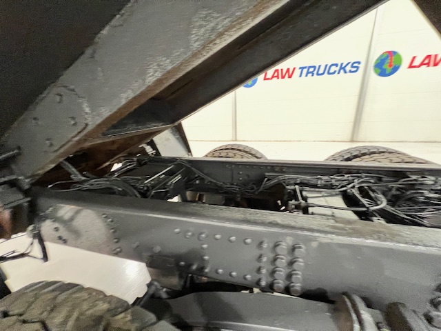 Scania P370 8×4 Sleeper Cab Tipper Manual