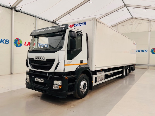Iveco Stralis 310 AT Euro 6 6×2 Box Van