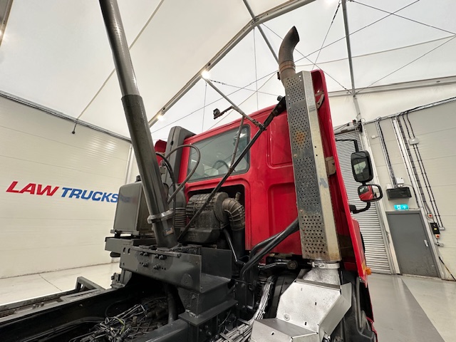 DAF CF75 310 6×4 Day Cab Steel Tipper