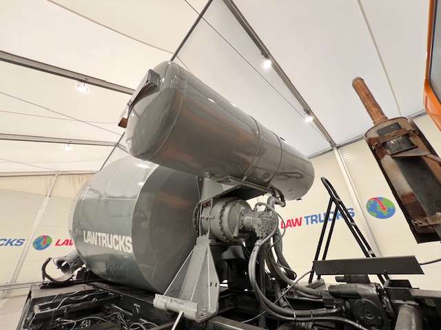 Hino 700 3241 8×4 Cement Mixer