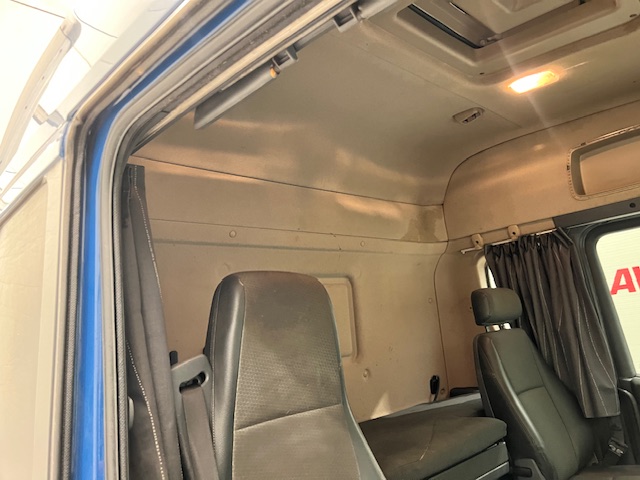 Scania G440 6×2 10 Tyre Sleeper Cab Curtainsider