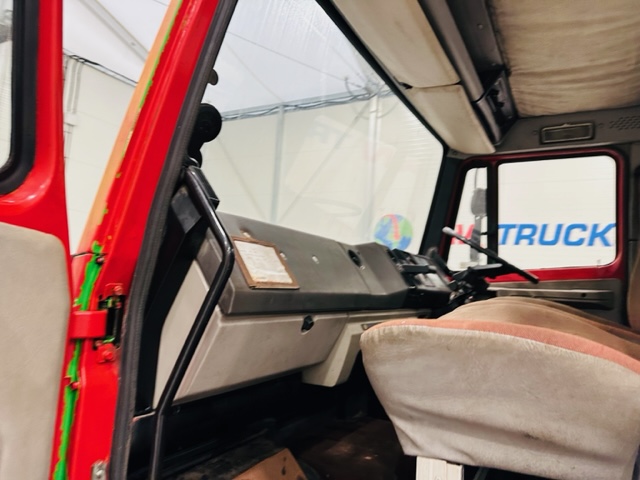 Leyland Cruiser T45 16.17 4×2 Day Cab Tractor Unit
