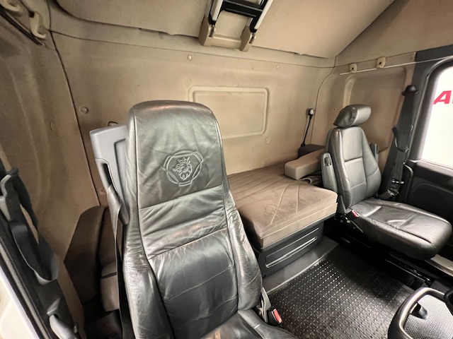 Scania R420 6×2 Midlift Topline Tractor Unit