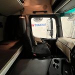 Mercedes Actros 1824 4×2 Sleeper Cab Fridge Box - thumbnail
