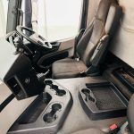 Mercedes Actros 1824 Day Cab Curtainsider - thumbnail