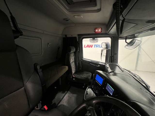 Scania R410 8×4 Sleeper Cab Bulk Tipper