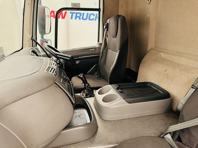 DAF CF 290 6×2 Rear Steer Fridge Box
