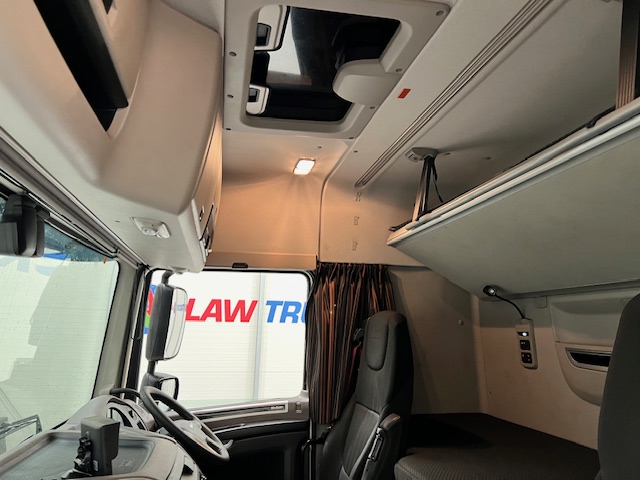 DAF XF 480 6×2 Midlift Tractor Unit