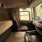 DAF CF 330 6×2 Rear Lift Sleeper Cab Curtainsider - thumbnail