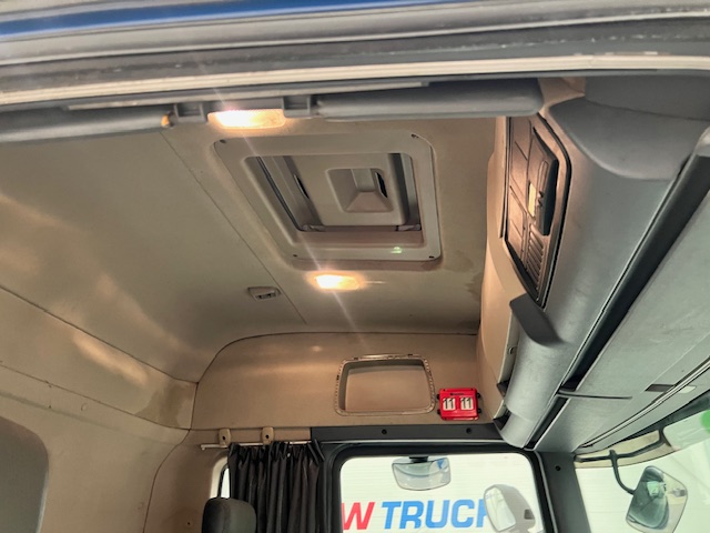 Scania G440 6×2 10 Tyre Sleeper Cab Curtainsider