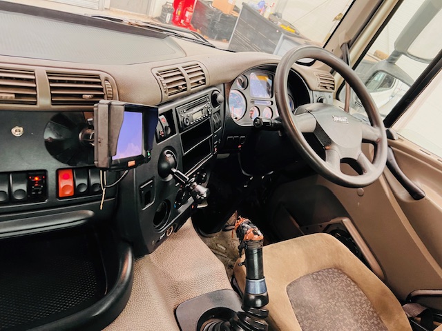 DAF CF85 410 8×4 Day Cab Hookloader Manual