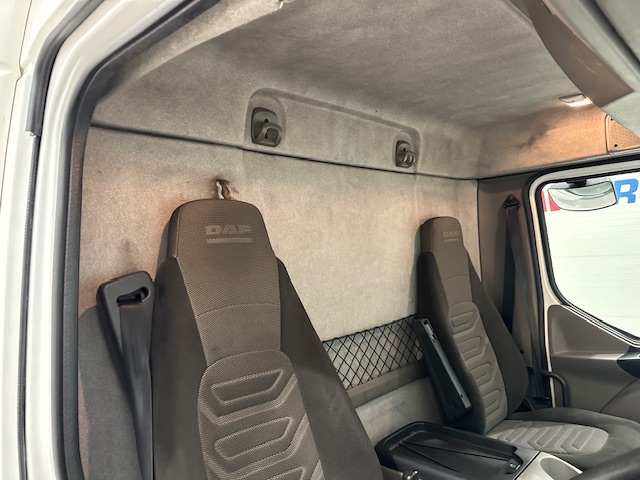 DAF  LF55 220 Day Cab Fridge Box