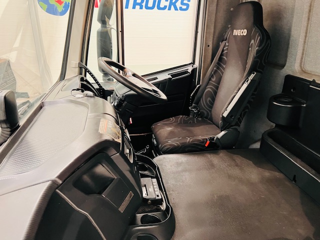 Iveco Stralis 310 AT 6×2 Fridge Box