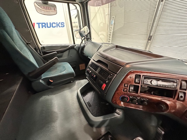 DAF XF95 430 4×2 Tractor Unit Manual