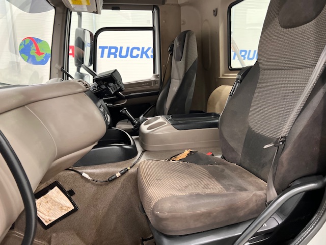 DAF CF85 410 8×4 Day Cab Hookloader Manual