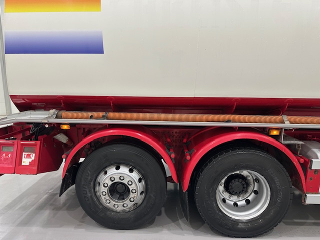 Volvo FM 300 6×2 20,000 Litre Fuel Tanker