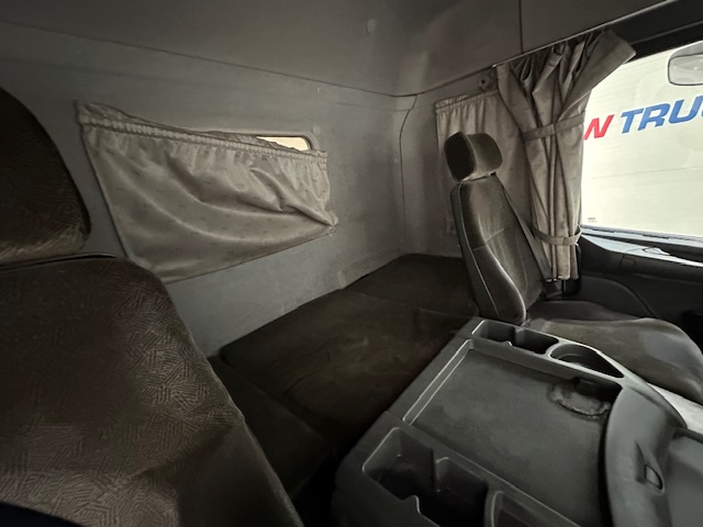 Scania P94 230 Sleeper Cab Curtainsider