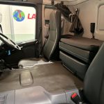 Scania P320 6×2 10 Tyre Rear Lift Insulated Box Van - thumbnail
