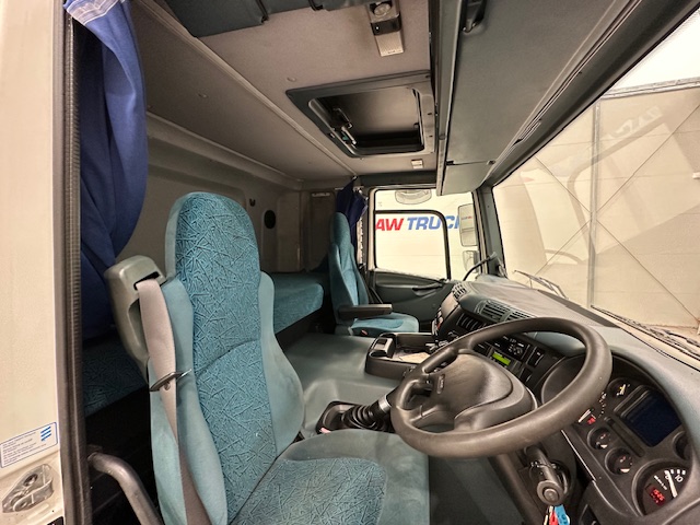 DAF CF65 220 Sleeper Cab Fridge Box