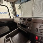 DAF CF 260 Sleeper Cab Curtainsider - thumbnail
