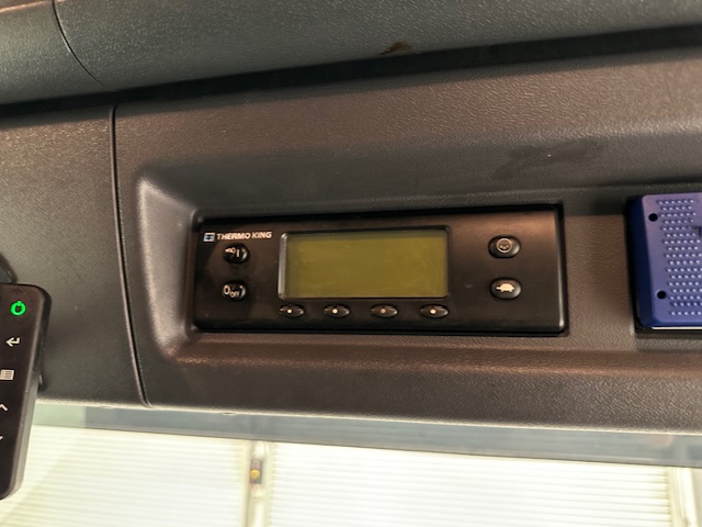 Scania P250 4×2 Sleeper Cab Fridge Box