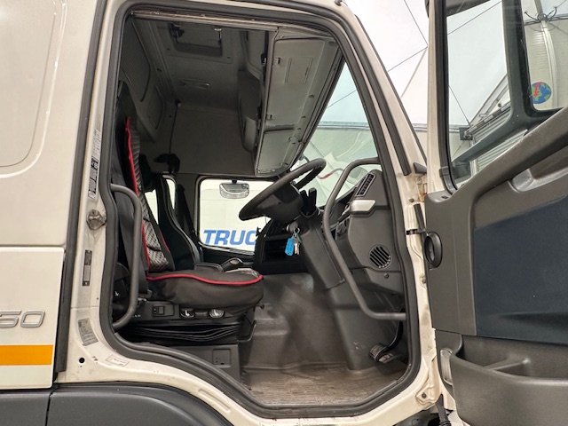 Volvo FM 450 6×2 Midlift Tractor Unit