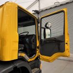 Scania 114 340 6×2 Rear Lift Day Cab Beavertail - thumbnail