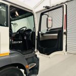 MAN TGM 18.250 Sleeper Cab Curtainsider - thumbnail