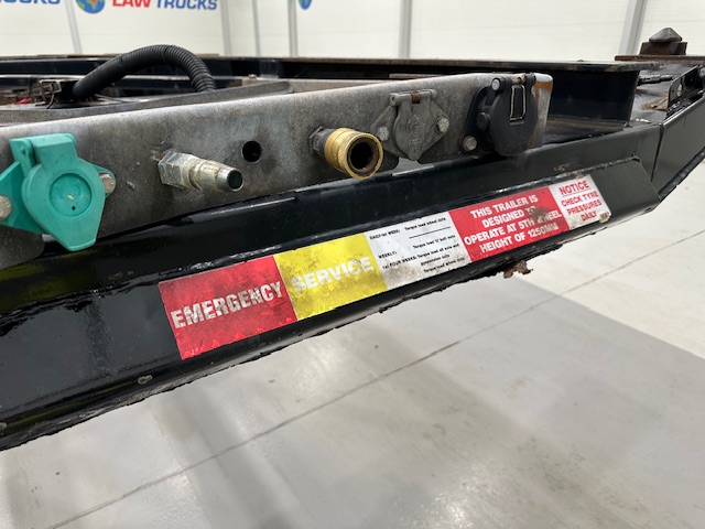 Dennison Tri Axle Sliding Skeletal Trailer BPW