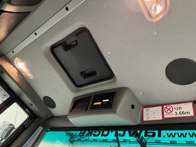 Mercedes Econic 2630 6×2 Refuse Bin Lorry