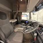 DAF CF 310 Sleeper Cab Curtainsider - thumbnail