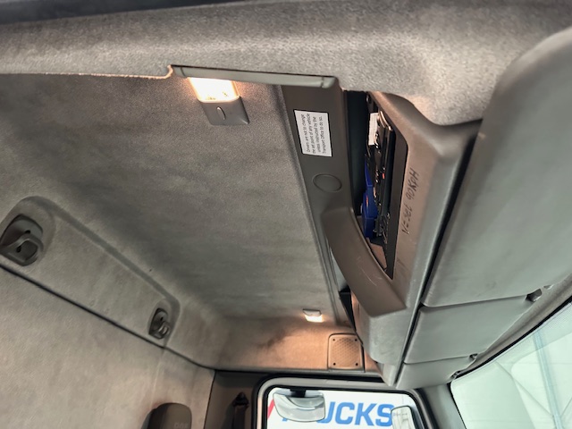 DAF  LF55 220 Day Cab Fridge Box