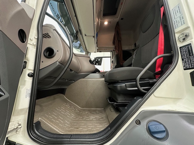 DAF CF 340 6×2 Sleeper Cab Rear Lift Dropside